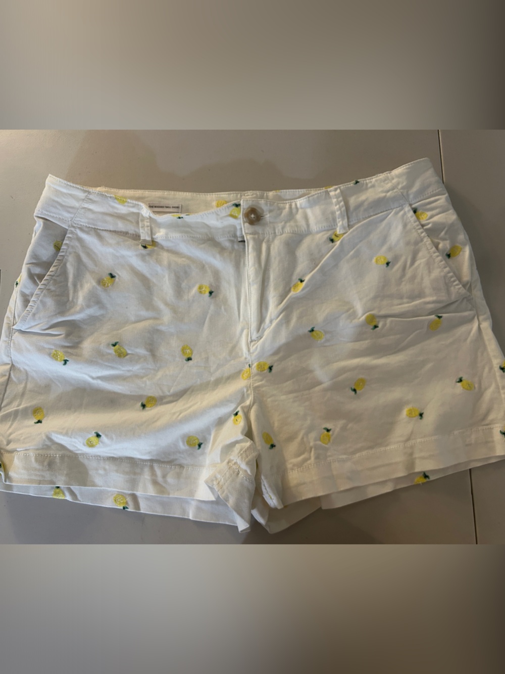 LOFT White Women’s Shorts with Yellow Lemon Embroidery